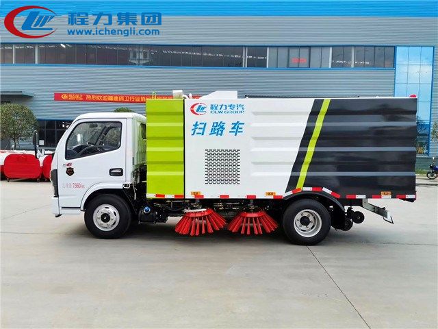 國六東風5方小型掃路車